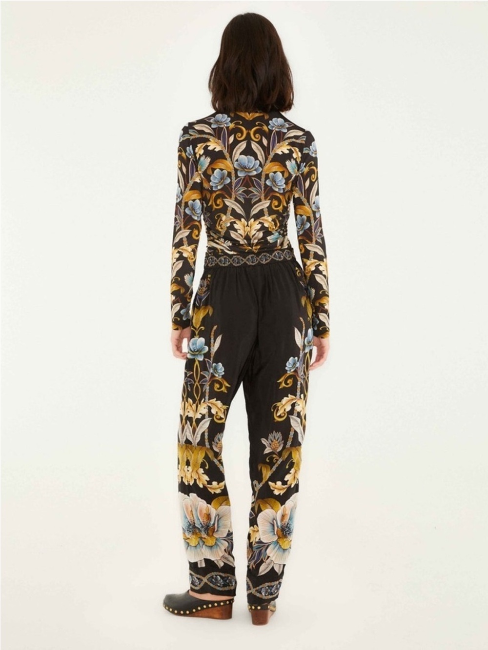 Black Flowerful Garden Pajama
Pants by Farm Rio! DT - Picture 10 of 11